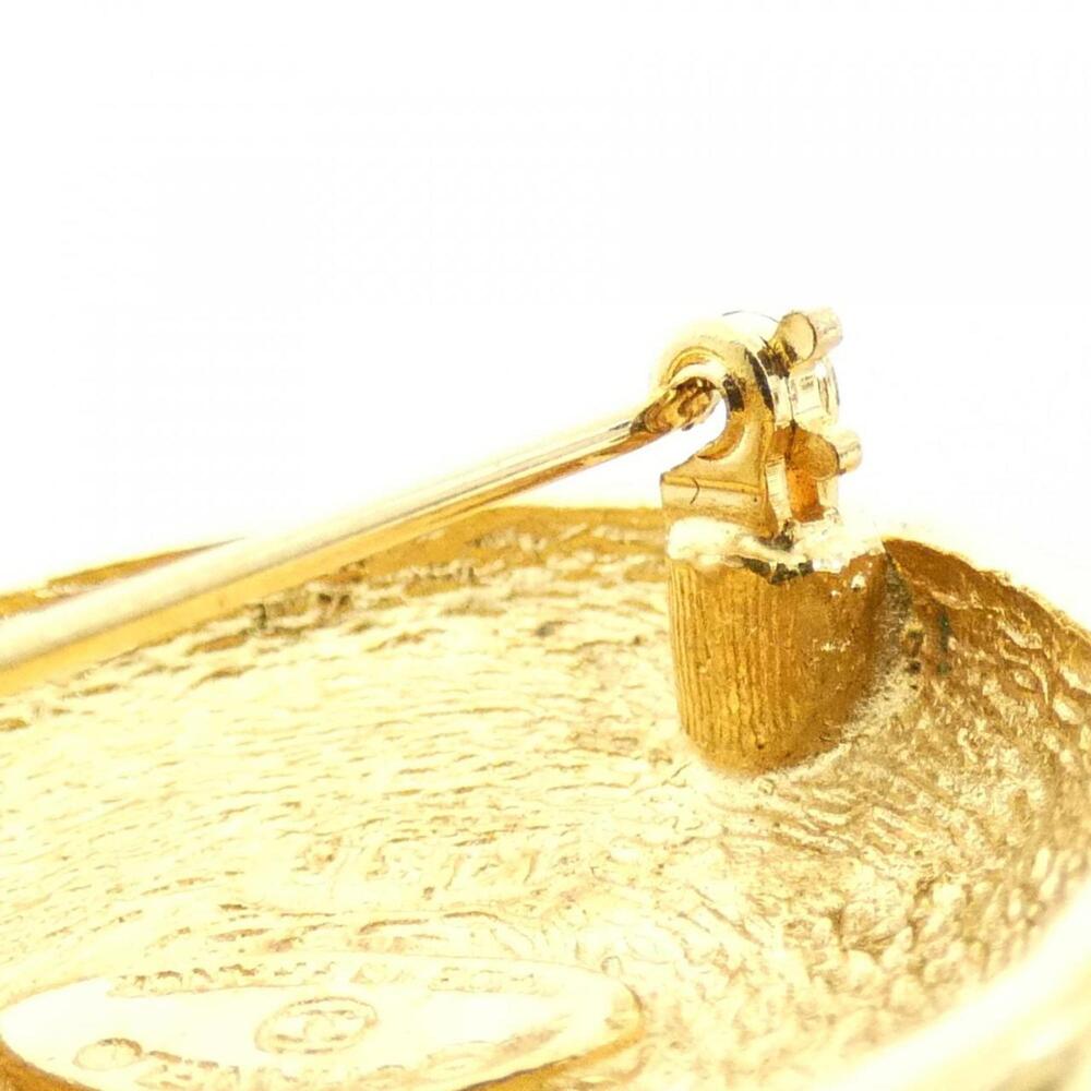 CHANEL Gold Brooch - Picture 4 of 6